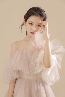 一碰就湿是属于什么体质